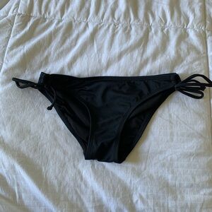 L.A. Hearts Black Bikini Bottoms Size Extra Small